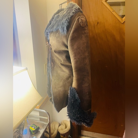 One-of-A-Kind Blue Women's Shearling Jacket - Picture 7 of 8